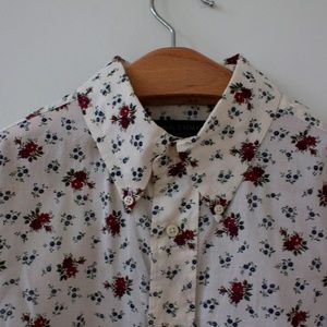 Patterned Button-down Shirt